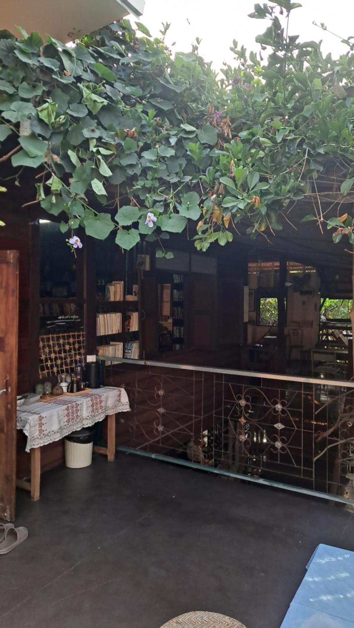 Banban Nannan Library And Guesthome Bilik gambar